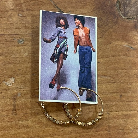 Jewelry - New!‎  Gold Hoop Nugget Earrings